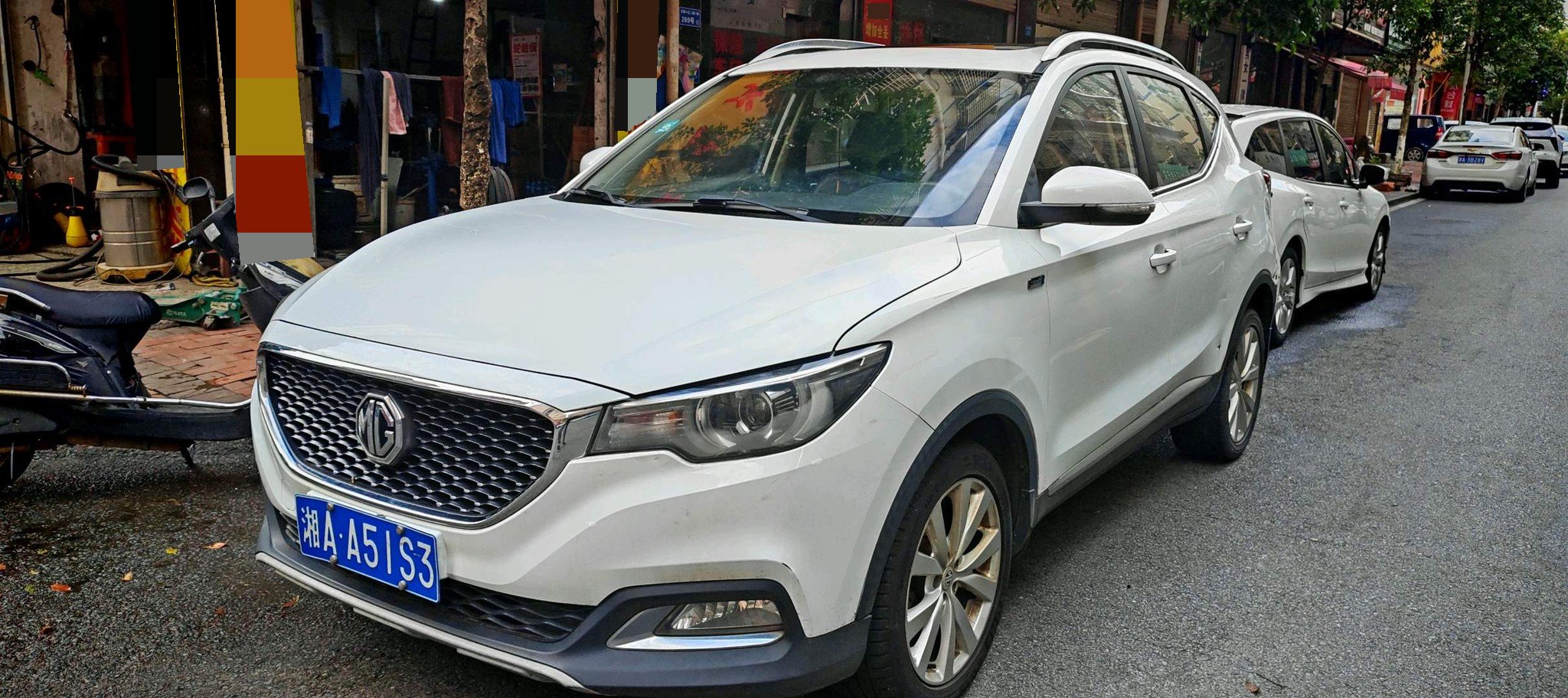 MG ZS 2017 MG ZS 2017 car image
