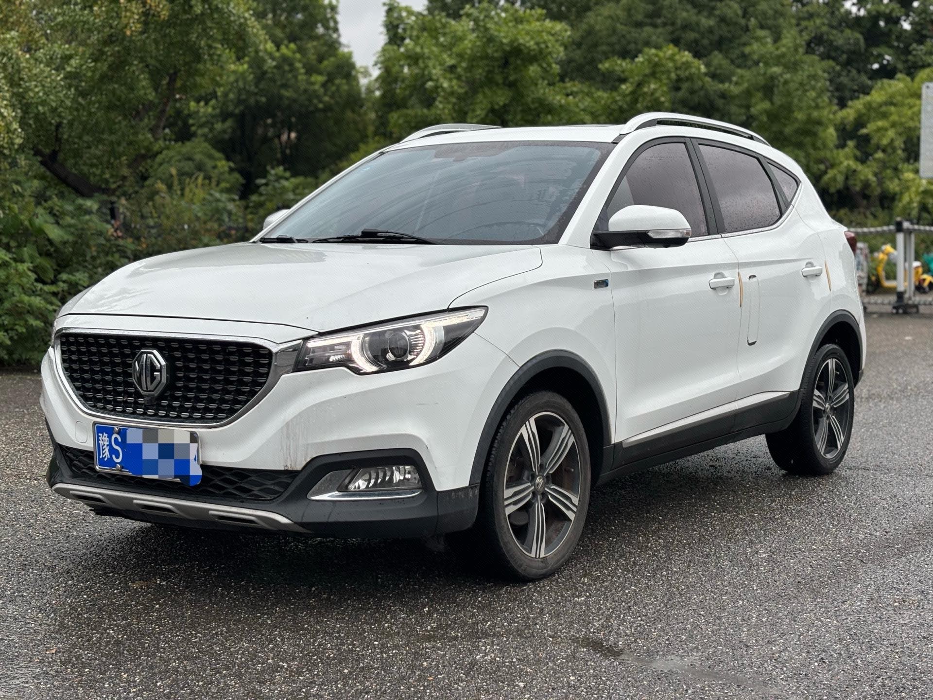 MG ZS 2018 MG ZS 2018 car image
