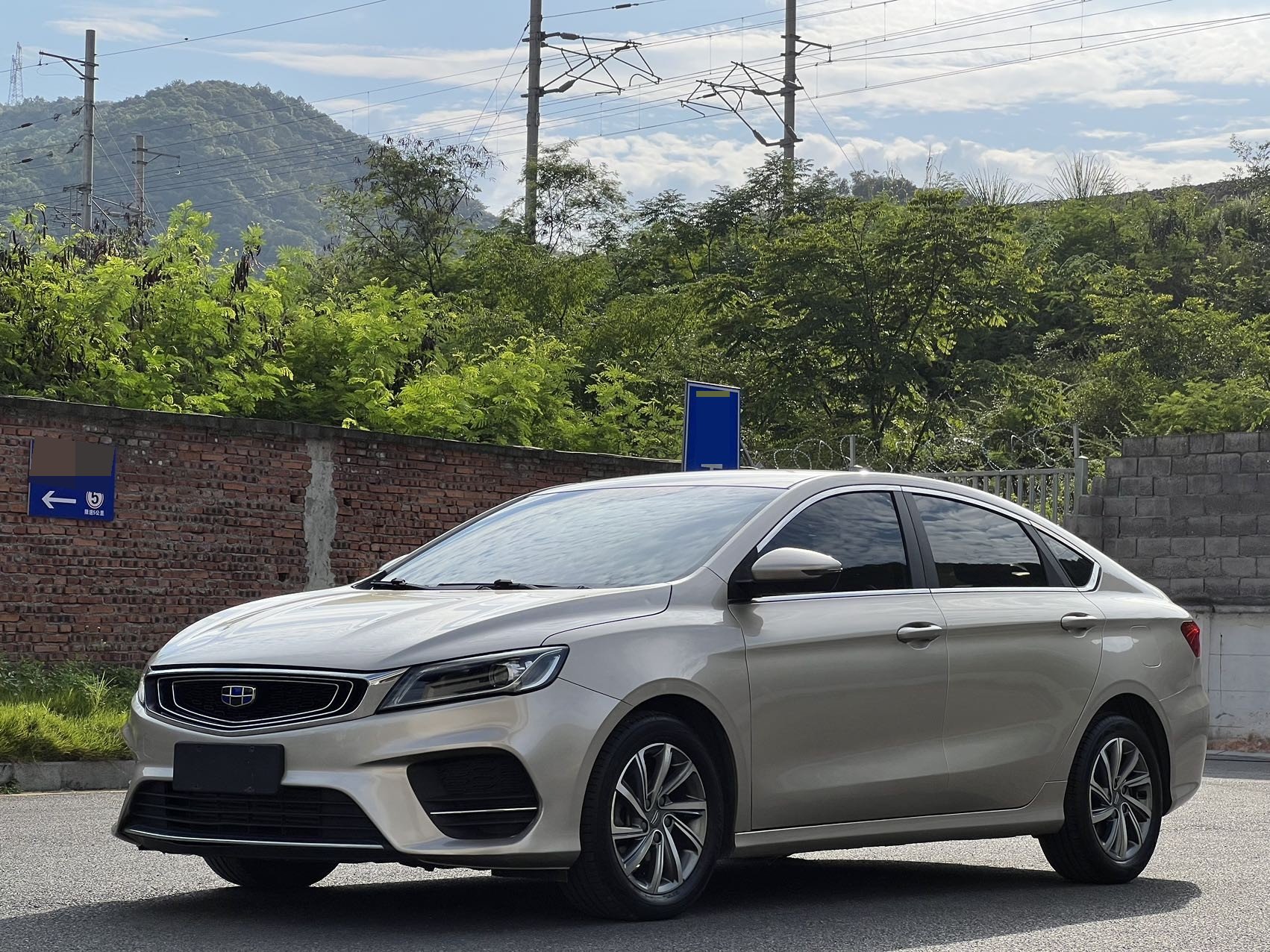 GEELY Binray 2019 GEELY Binray 2019 car image