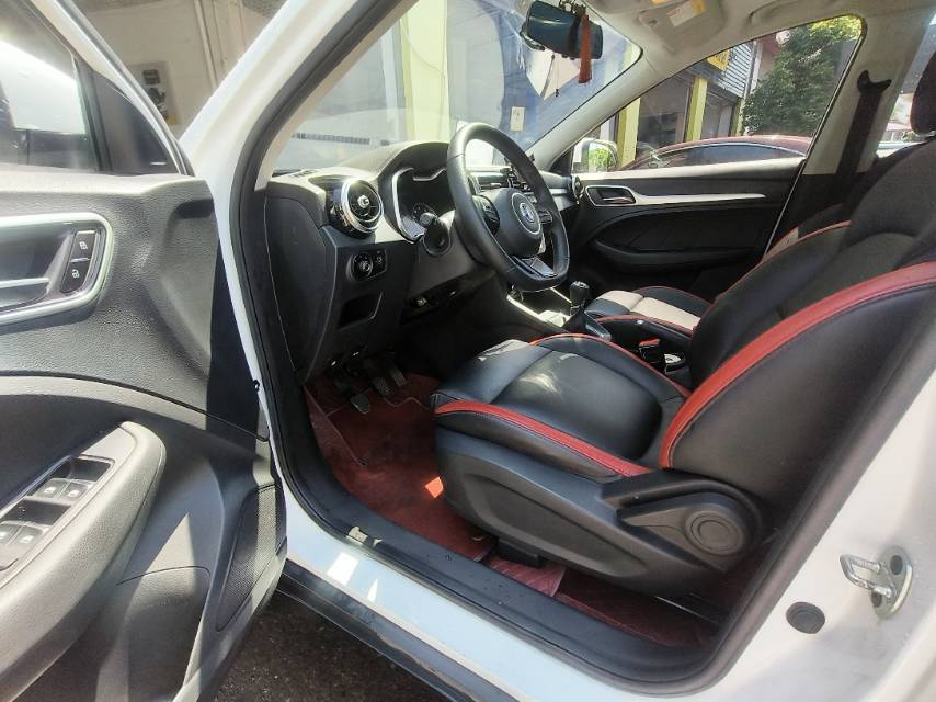 MG ZS 2019 immagine di auto #4