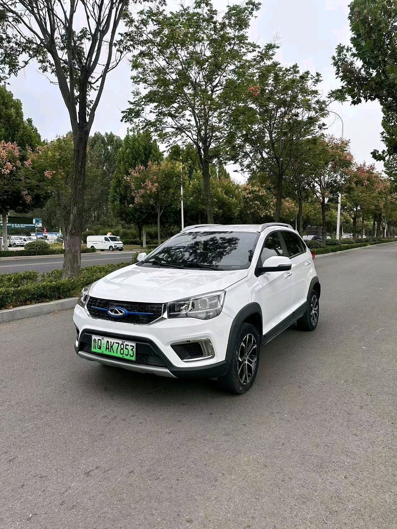 2018 2018 car image