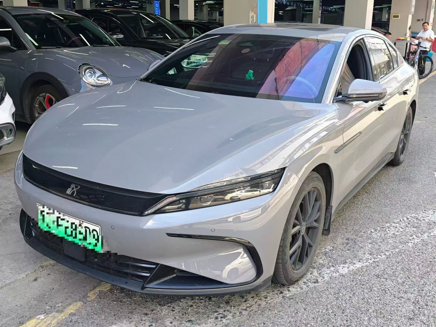 BYD HanL 2025 BYD HanL 2025 immagine di auto