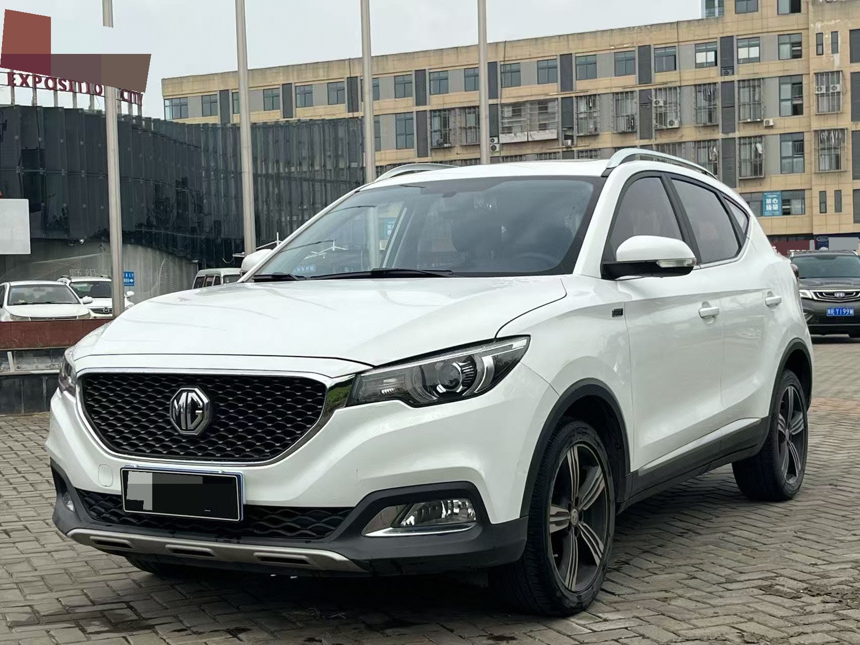 MG ZS 2017 MG ZS 2017 car image
