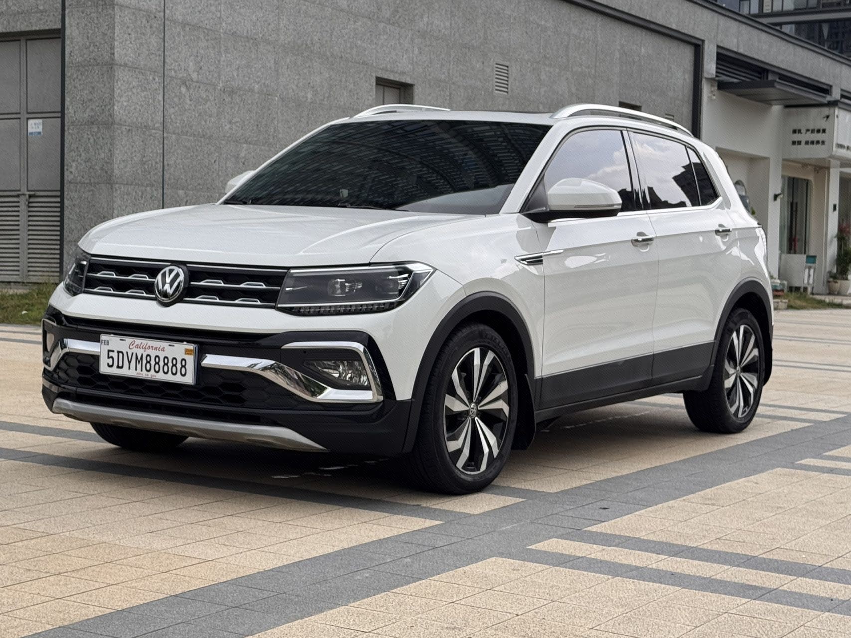 Volkswagen T-Cross 2019 Volkswagen T-Cross 2019 car image