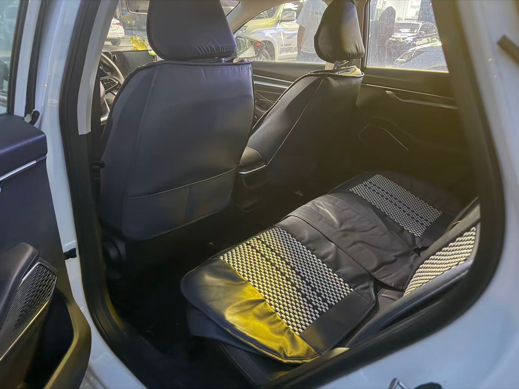 GEELY Emgrand 2023 #3 GEELY Emgrand 2023 car image #3