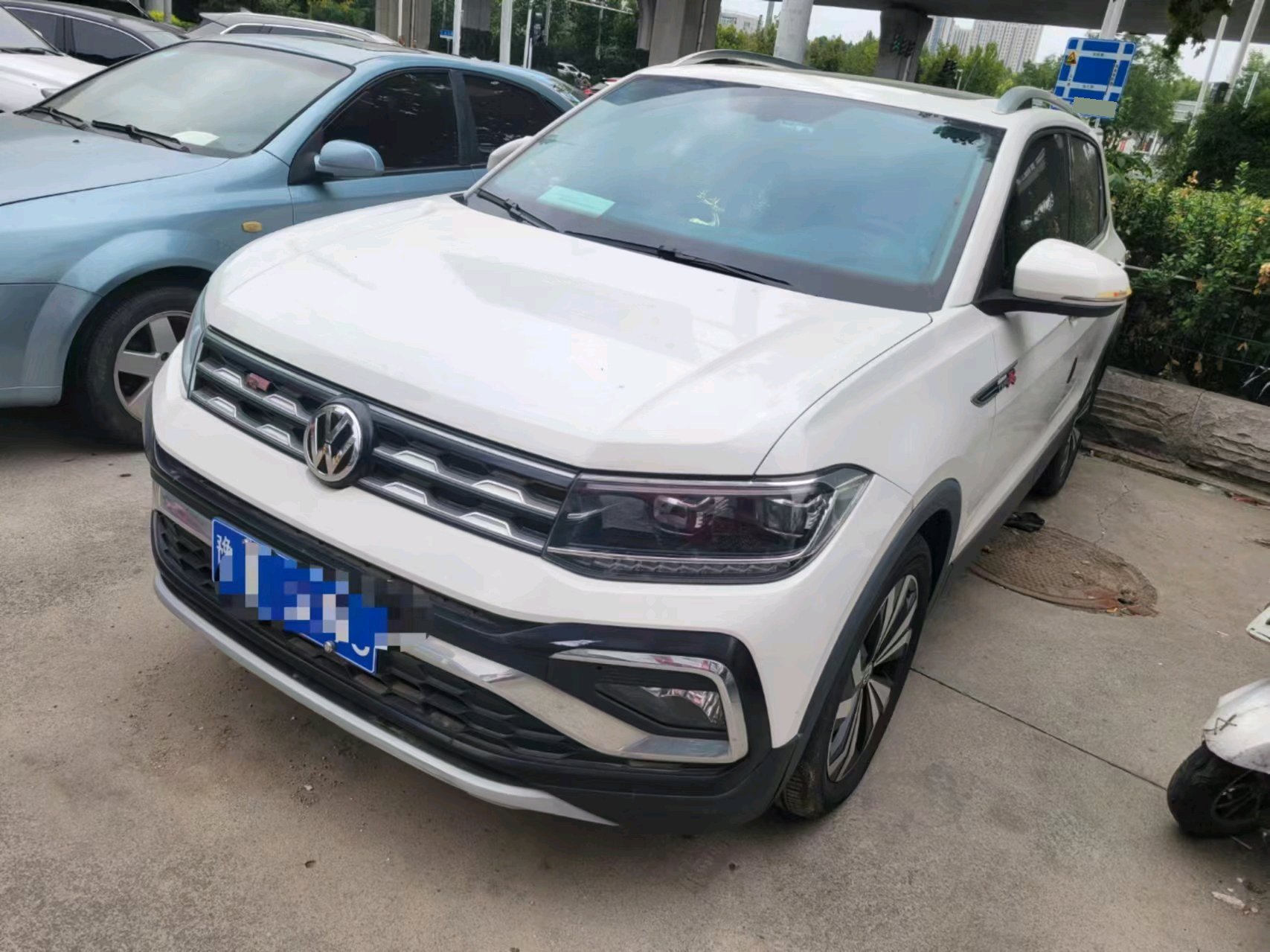 2019 2019 car image