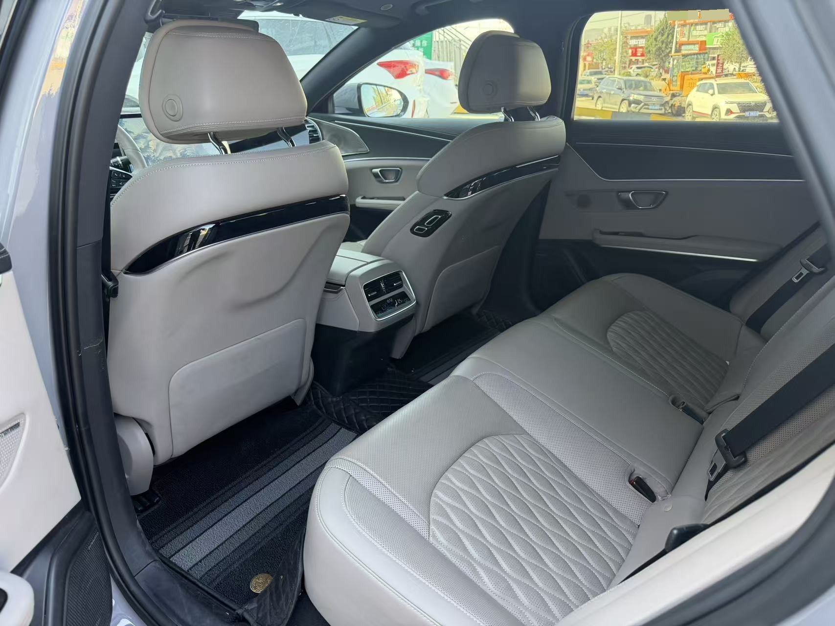 BYD Han 2025 #6 BYD Han 2025 immagine di auto #6