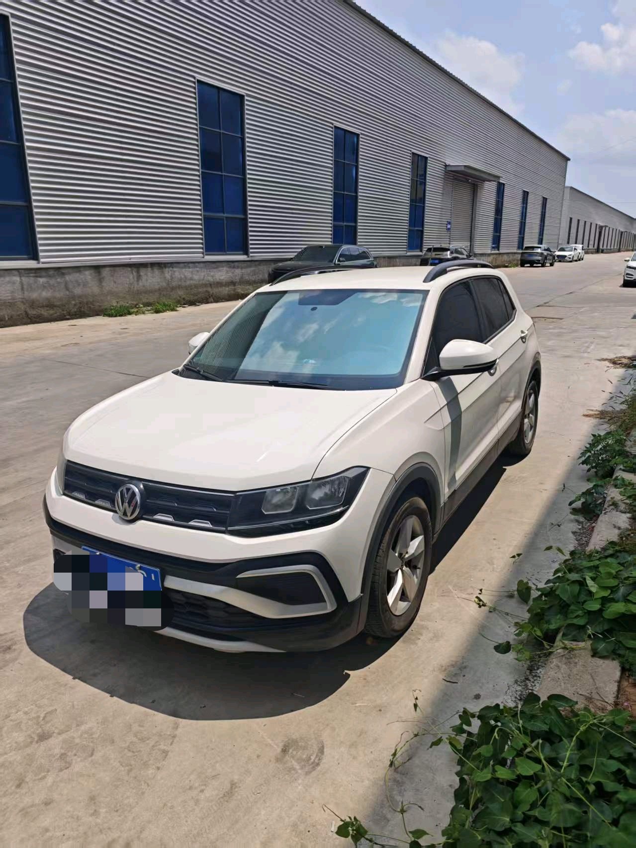 Volkswagen T-Cross 2020 Volkswagen T-Cross 2020 car image