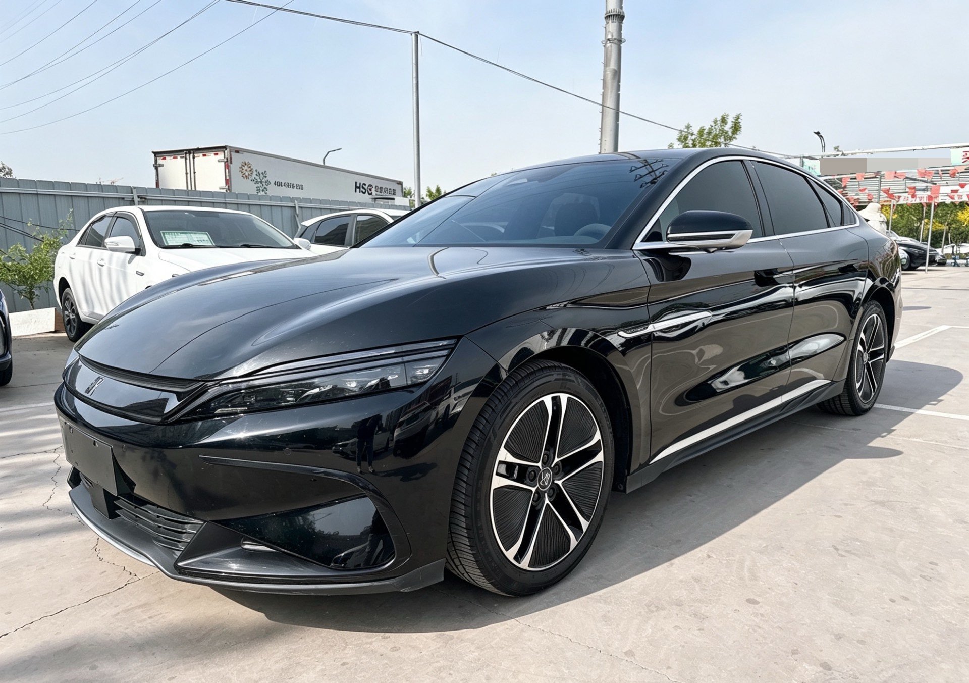 BYD Han 2023 BYD Han 2023 car image
