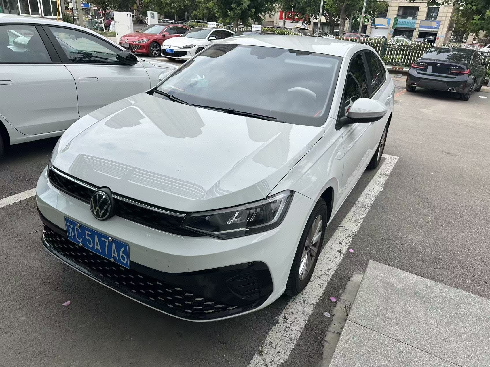 Volkswagen Lavida 2026 car image 