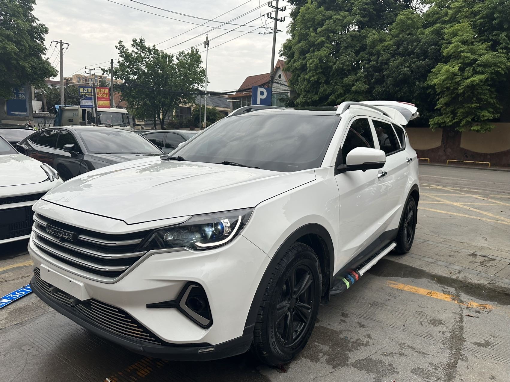 Jetour X70M 2021 car image 