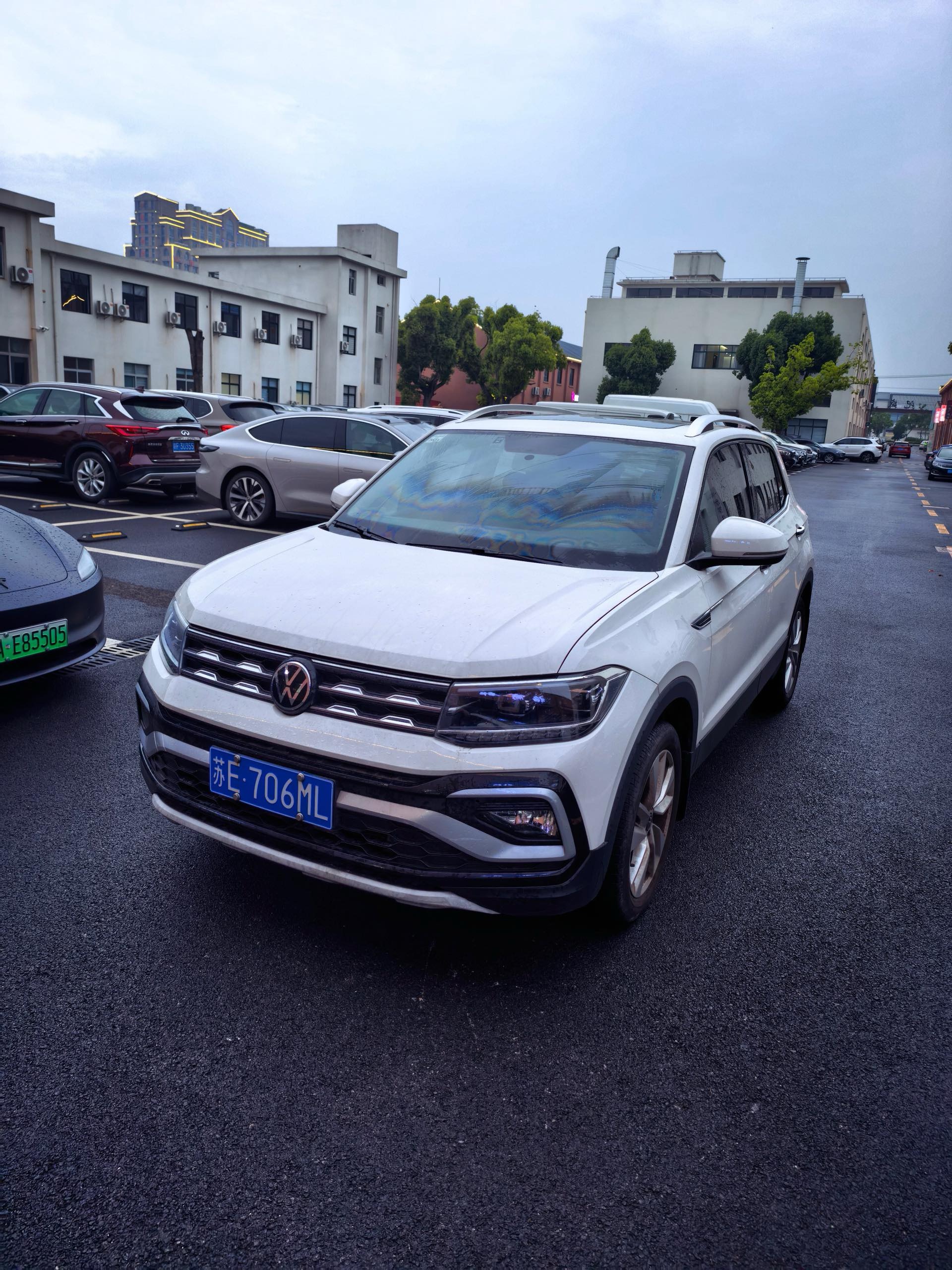 Volkswagen T-Cross 2021 Volkswagen T-Cross 2021 car image