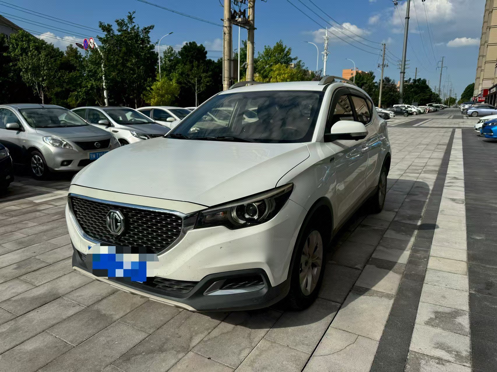 MG ZS 2017 MG ZS 2017 car image