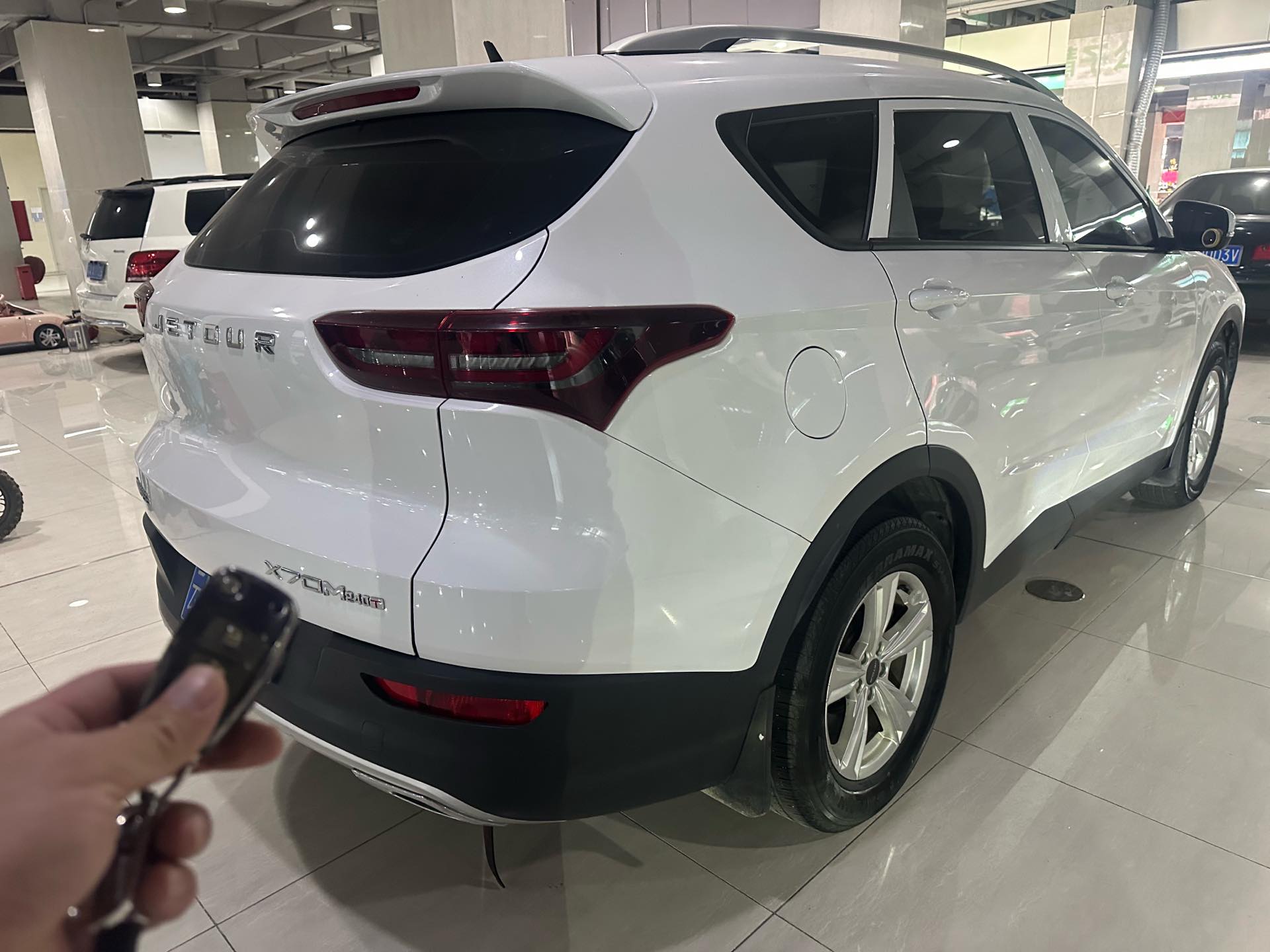 Jetour X70M 2023 #5 Jetour X70M 2023 car image #5
