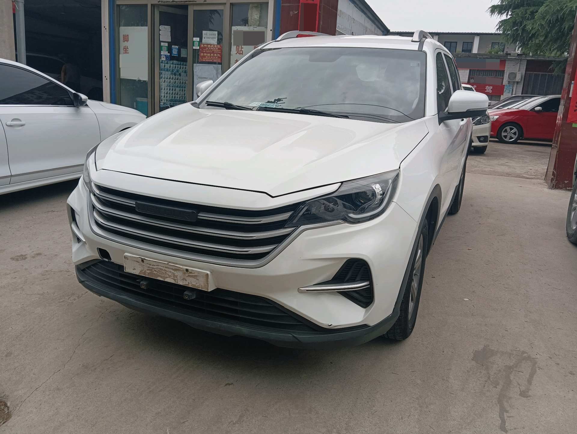 Jetour X70M 2020 Jetour X70M 2020 car image
