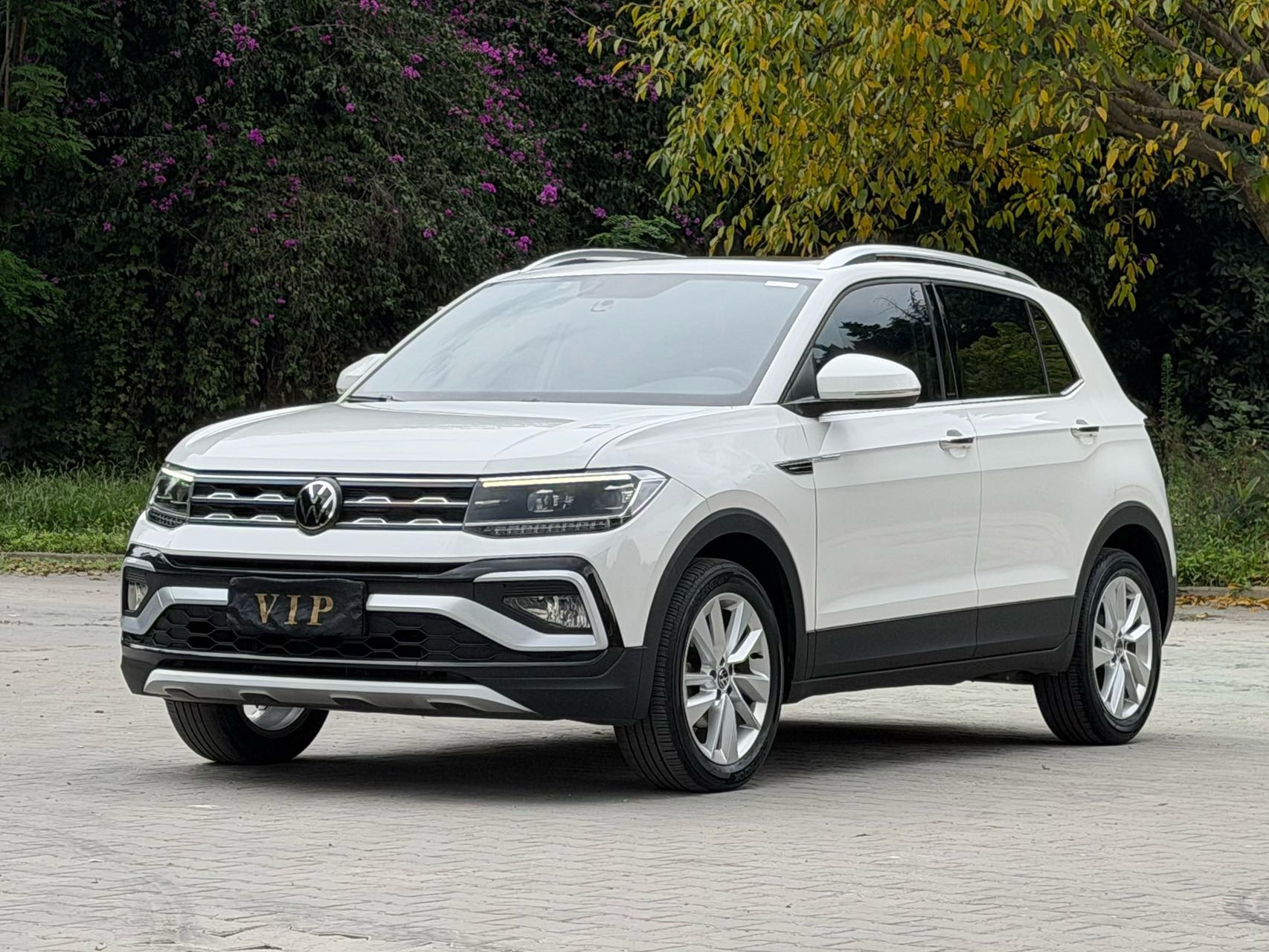 Volkswagen T-Cross 2021 Volkswagen T-Cross 2021 car image