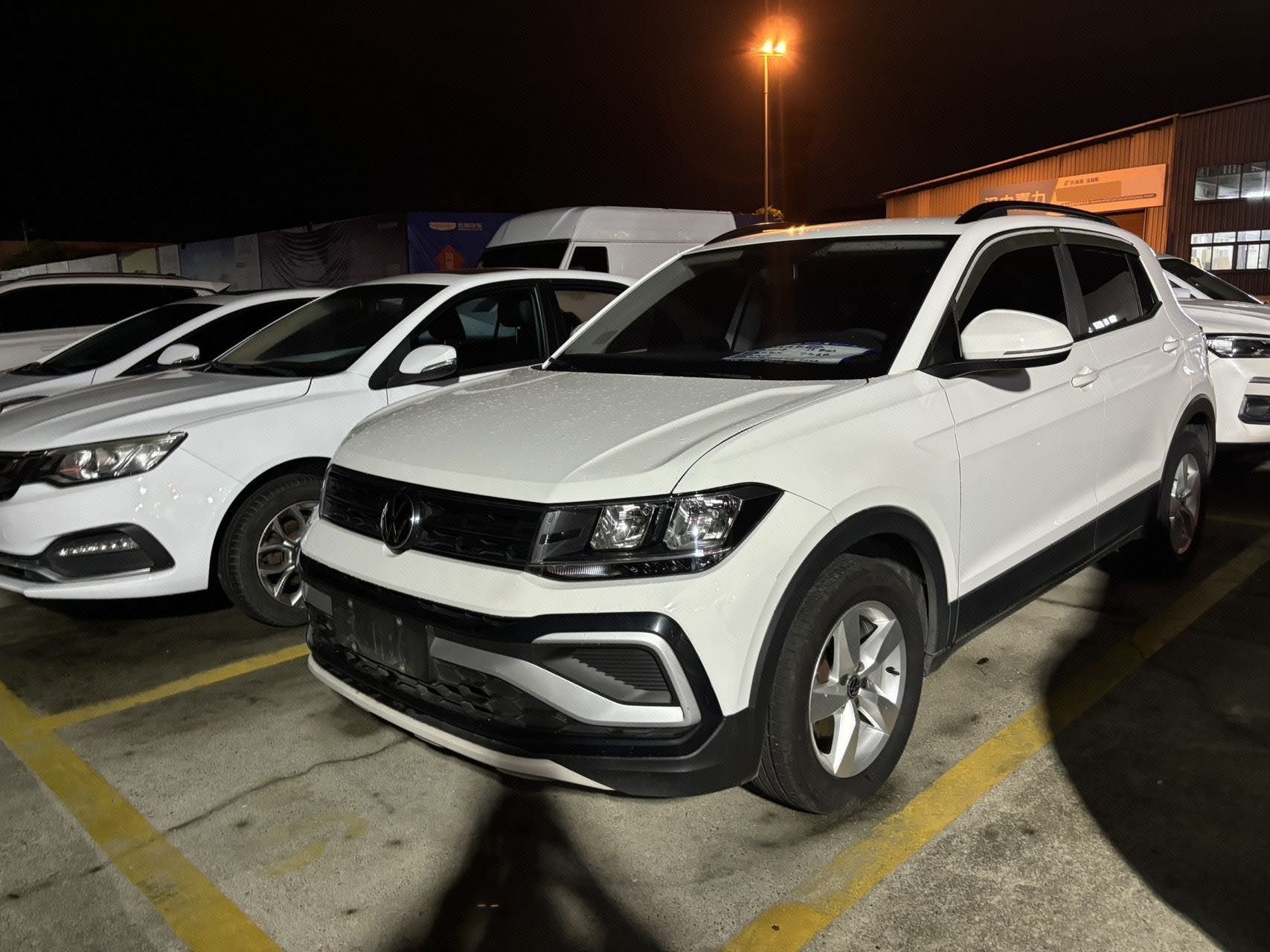 Volkswagen T-Cross 2022 Volkswagen T-Cross 2022 car image