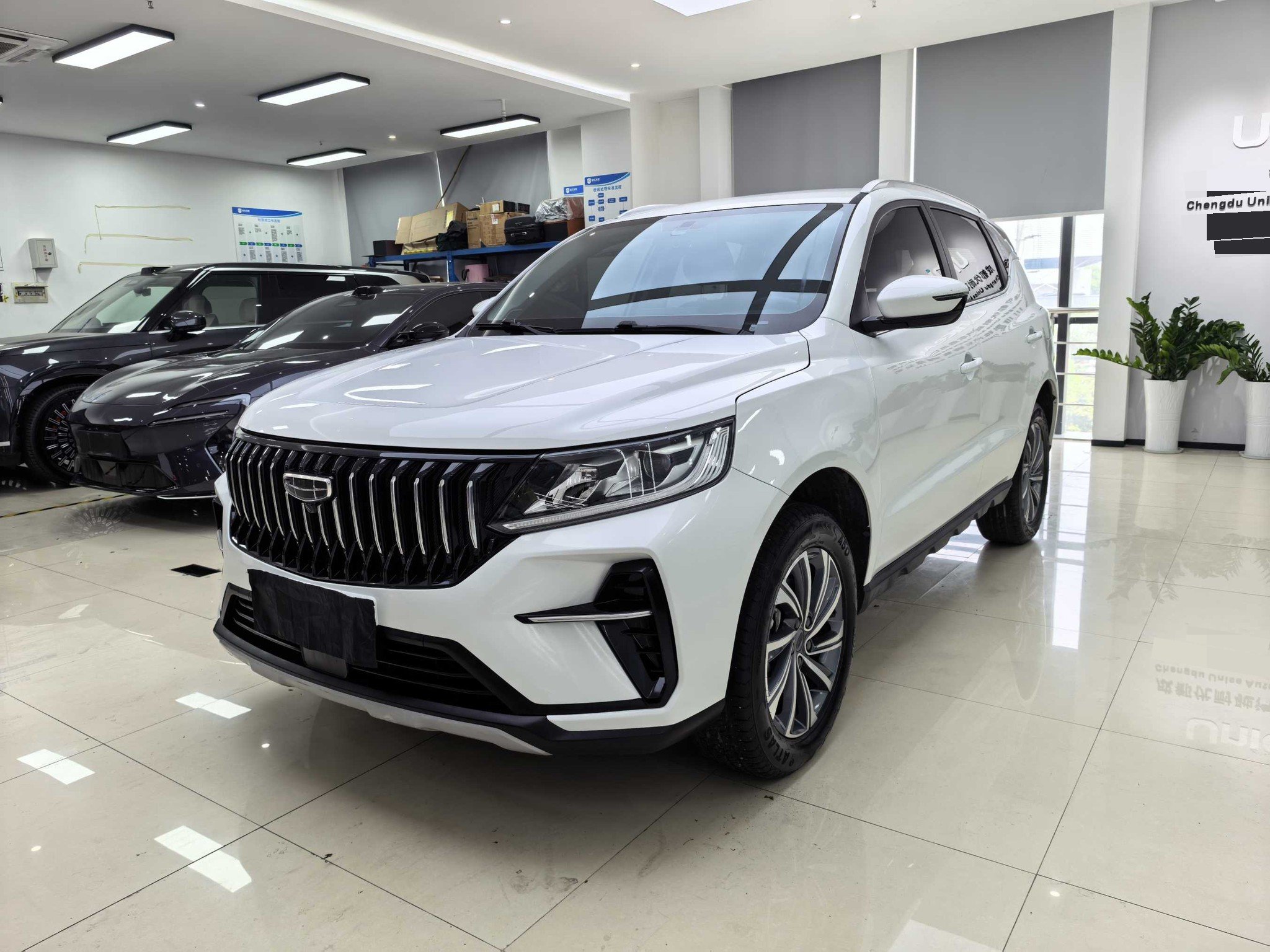 GEELY Vision X6 2023 car image 