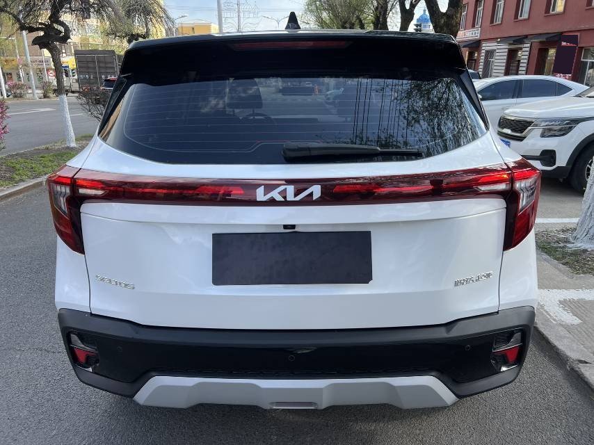 Kia Seltos 2023 image de voiture #4