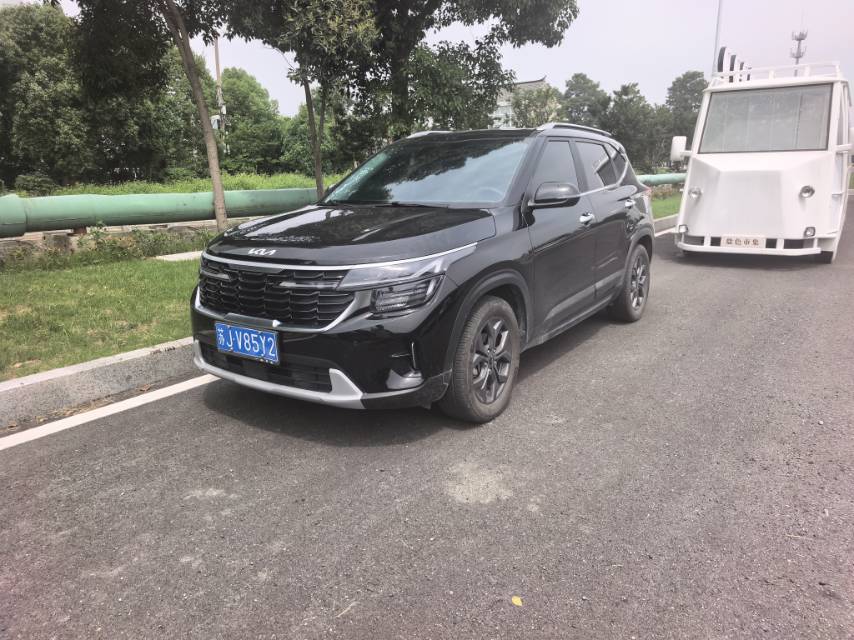 Kia Seltos 2023 car image 