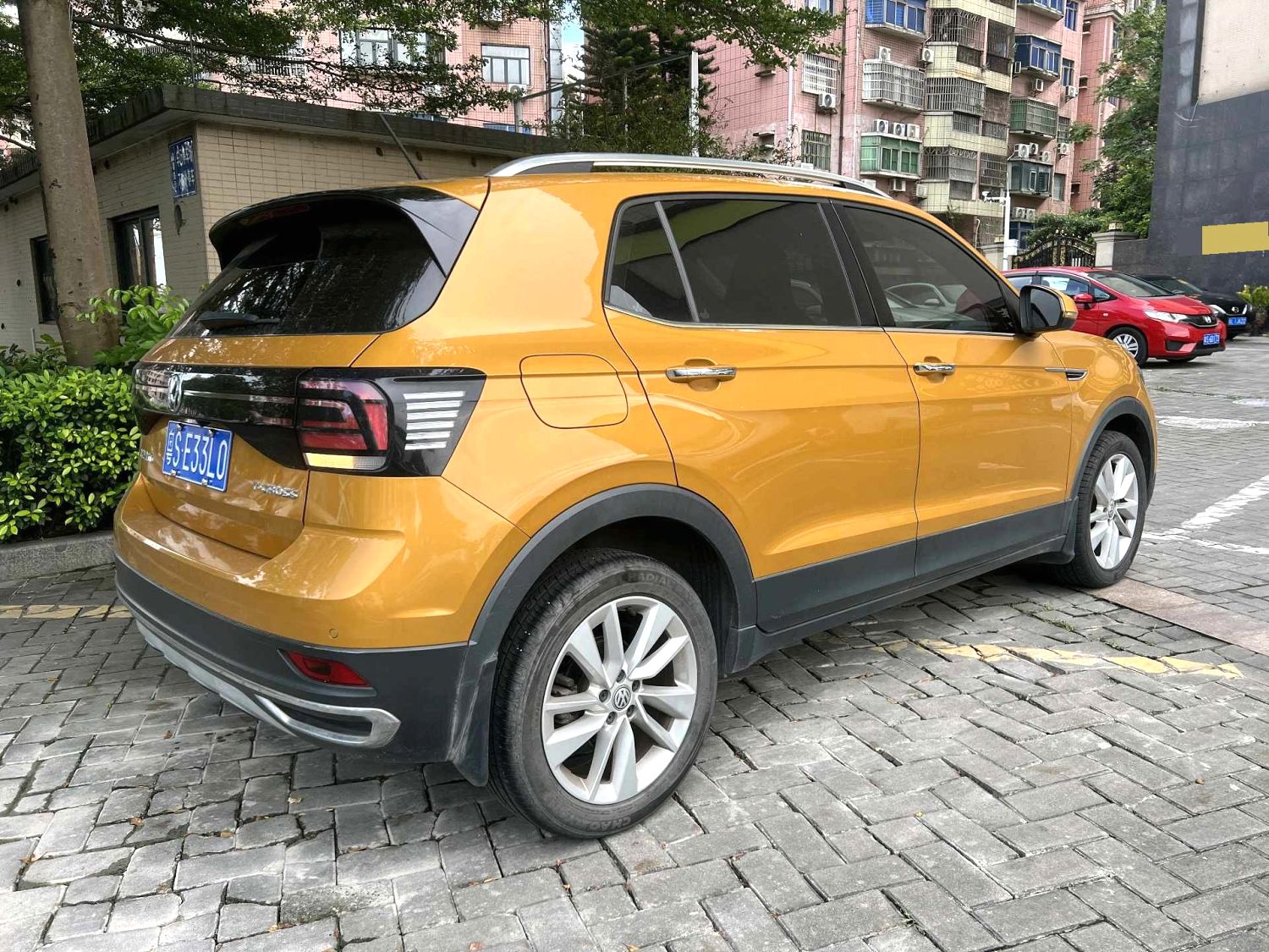 Volkswagen T-Cross 2020 #3 Volkswagen T-Cross 2020 car image #3