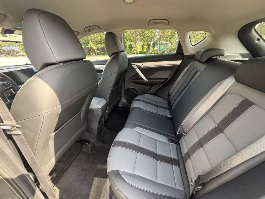 GEELY Coolray 2024 изображение автомобиля #3