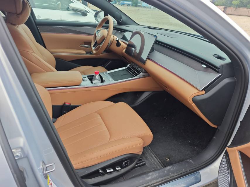 BYD HanL 2025 #4 BYD HanL 2025 صورة سيارة #4