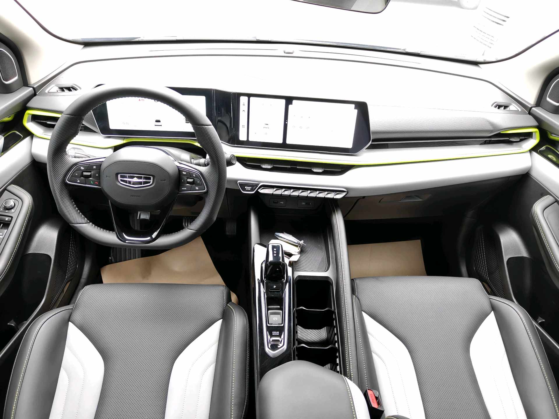 GEELY Coolray 2022 #9 GEELY Coolray 2022 изображение автомобиля #9