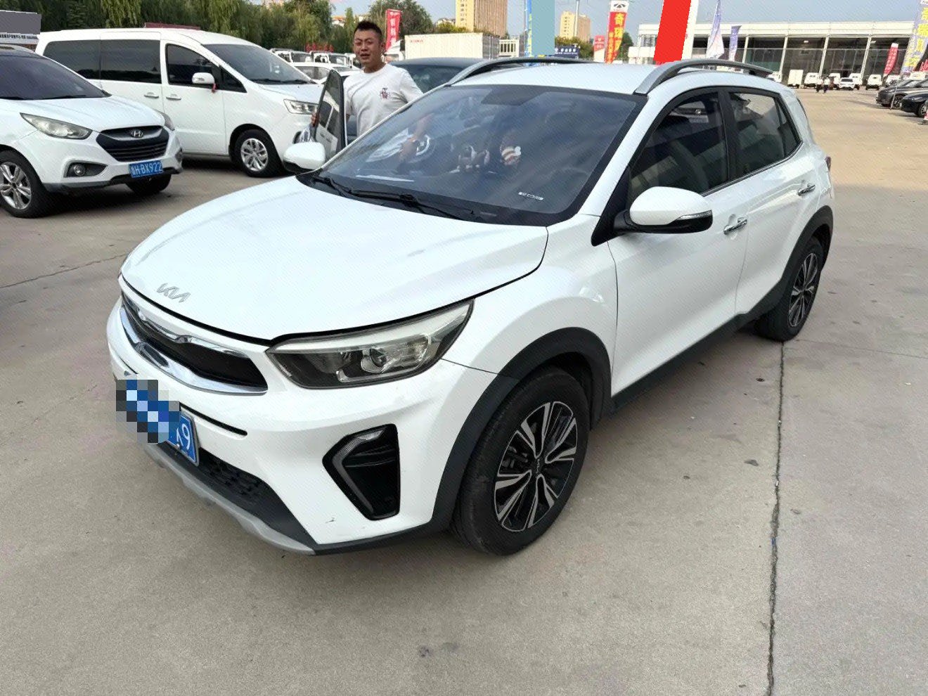 Kia KX1 2021 Kia KX1 2021 car image
