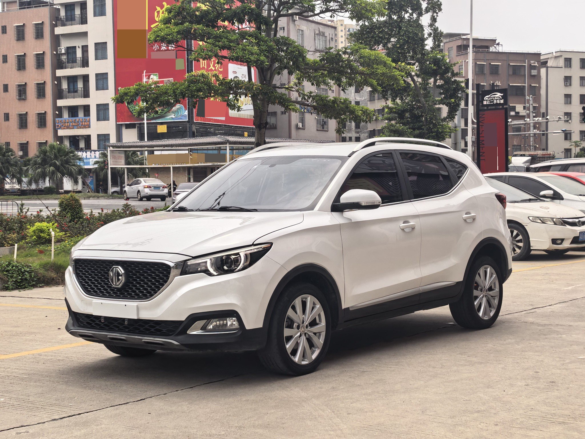 MG ZS 2017 MG ZS 2017 car image