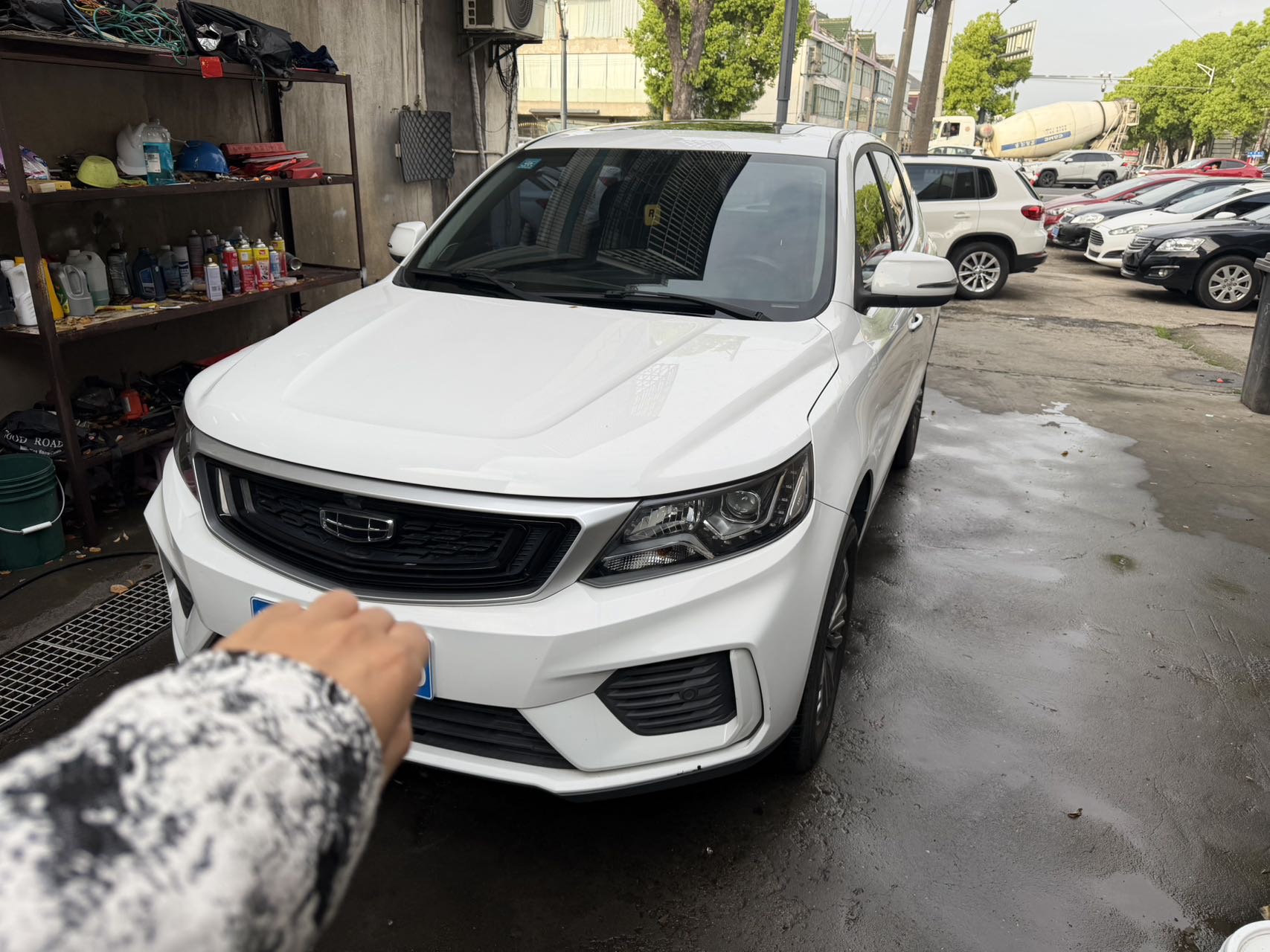 GEELY Vision X6 2020 car image 