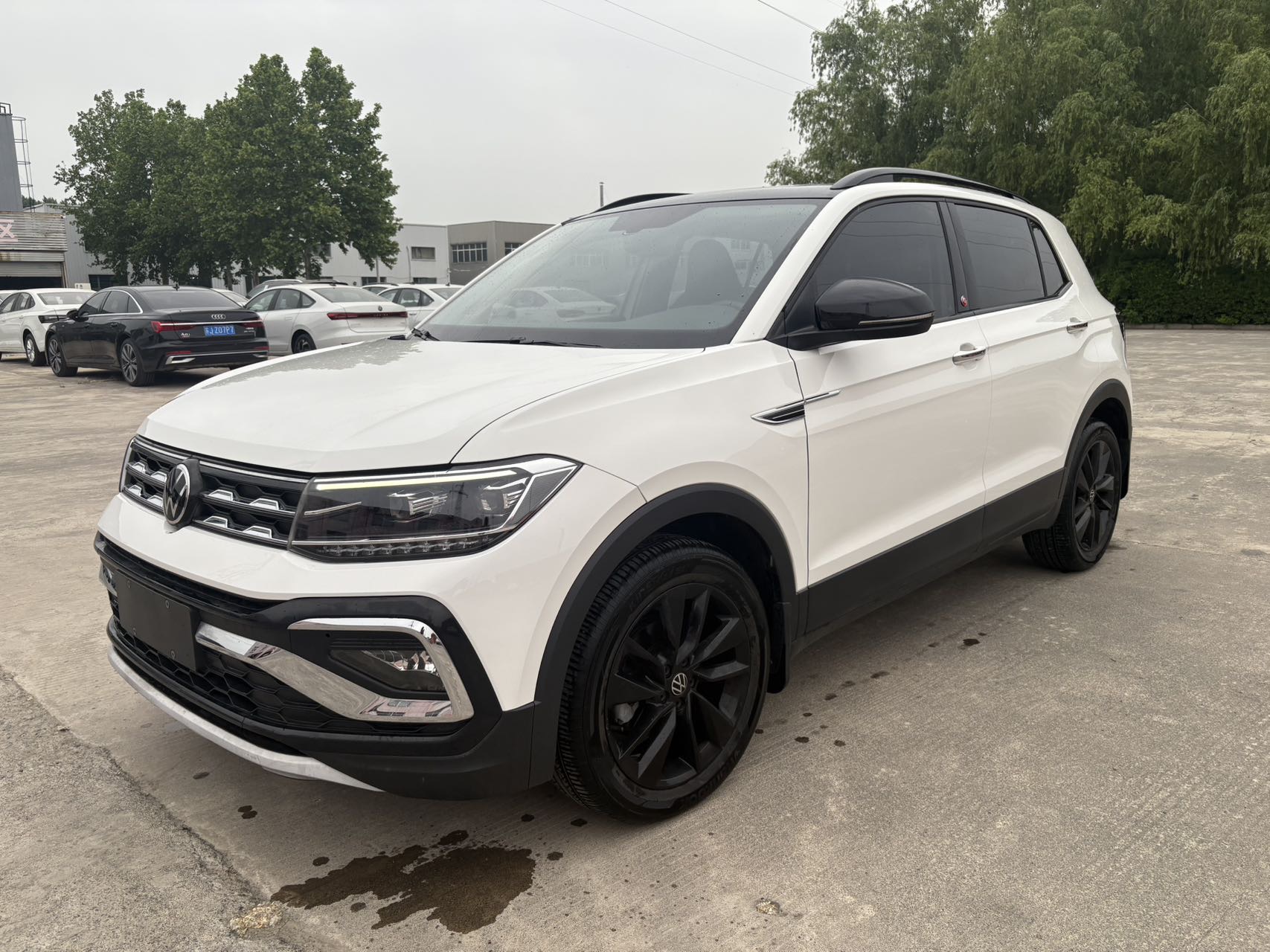 Volkswagen T-Cross 2022 car image 