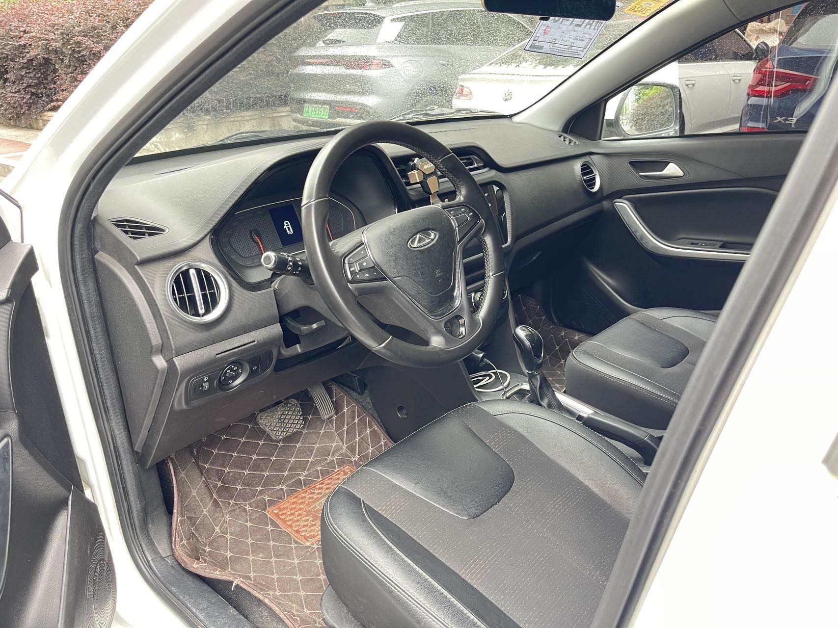 Chery Tiggo 3x 2018 car image #4