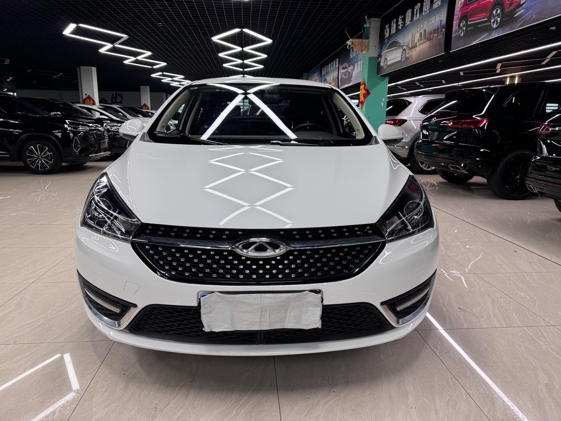 Chery Arrizo 5 2023 #2 Chery Arrizo 5 2023 صورة سيارة #2