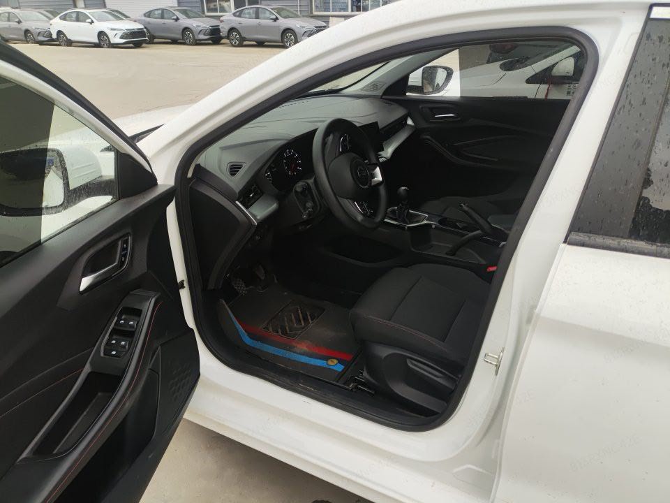MG 5 2023 изображение автомобиля #4
