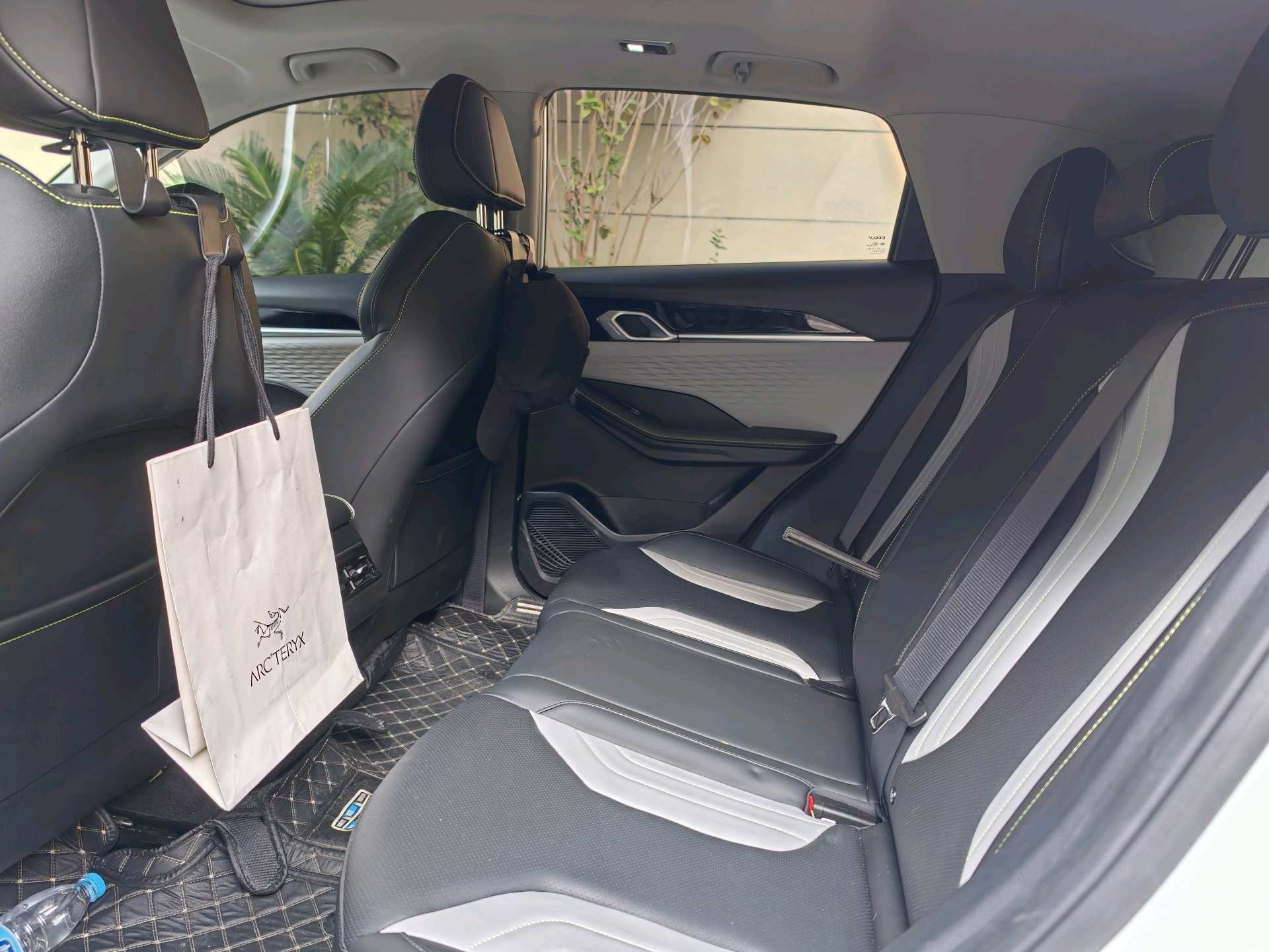 GEELY Coolray 2023 #4 GEELY Coolray 2023 imagen de coche #4
