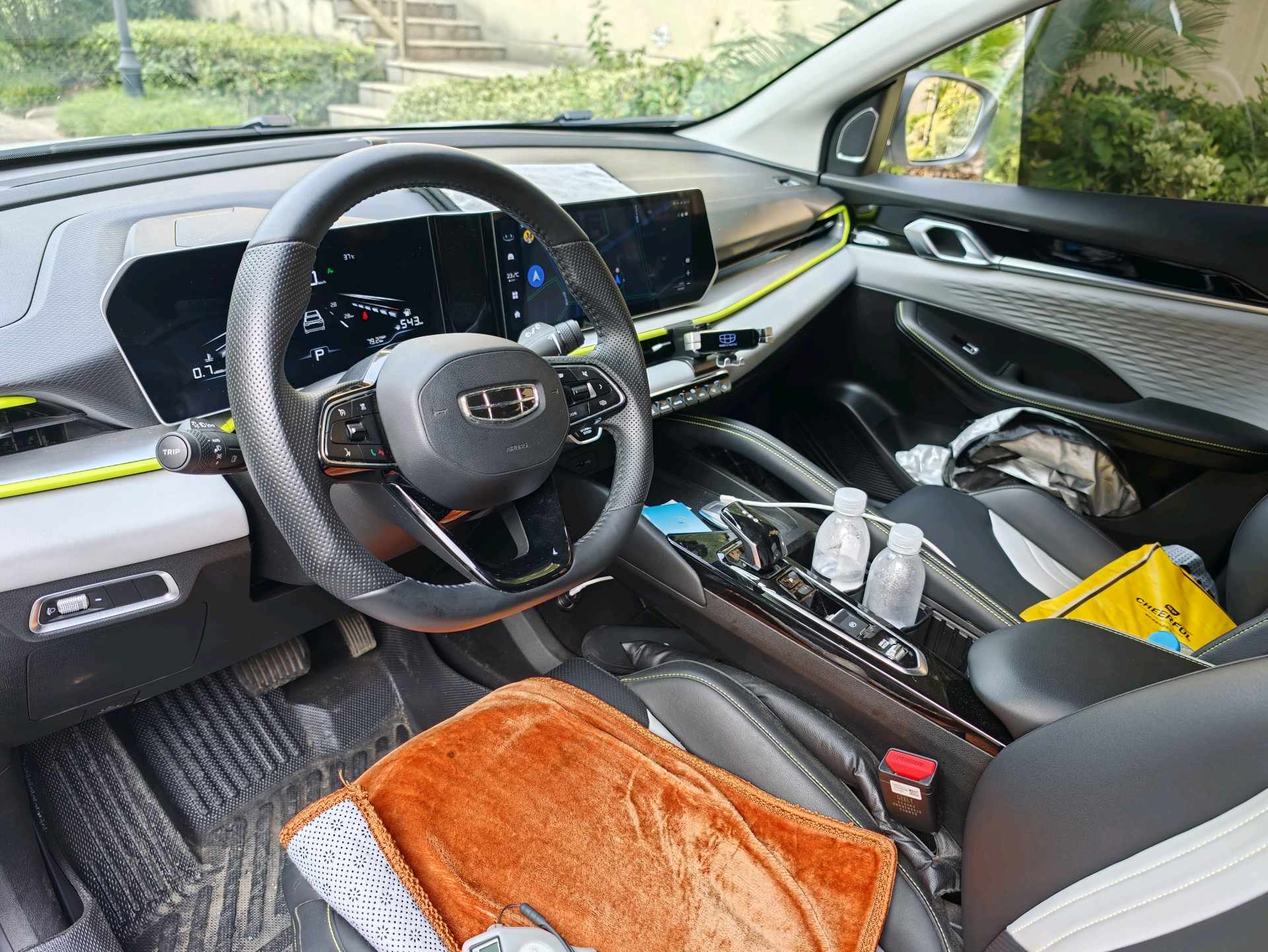 GEELY Coolray 2023 #2 GEELY Coolray 2023 imagen de coche #2