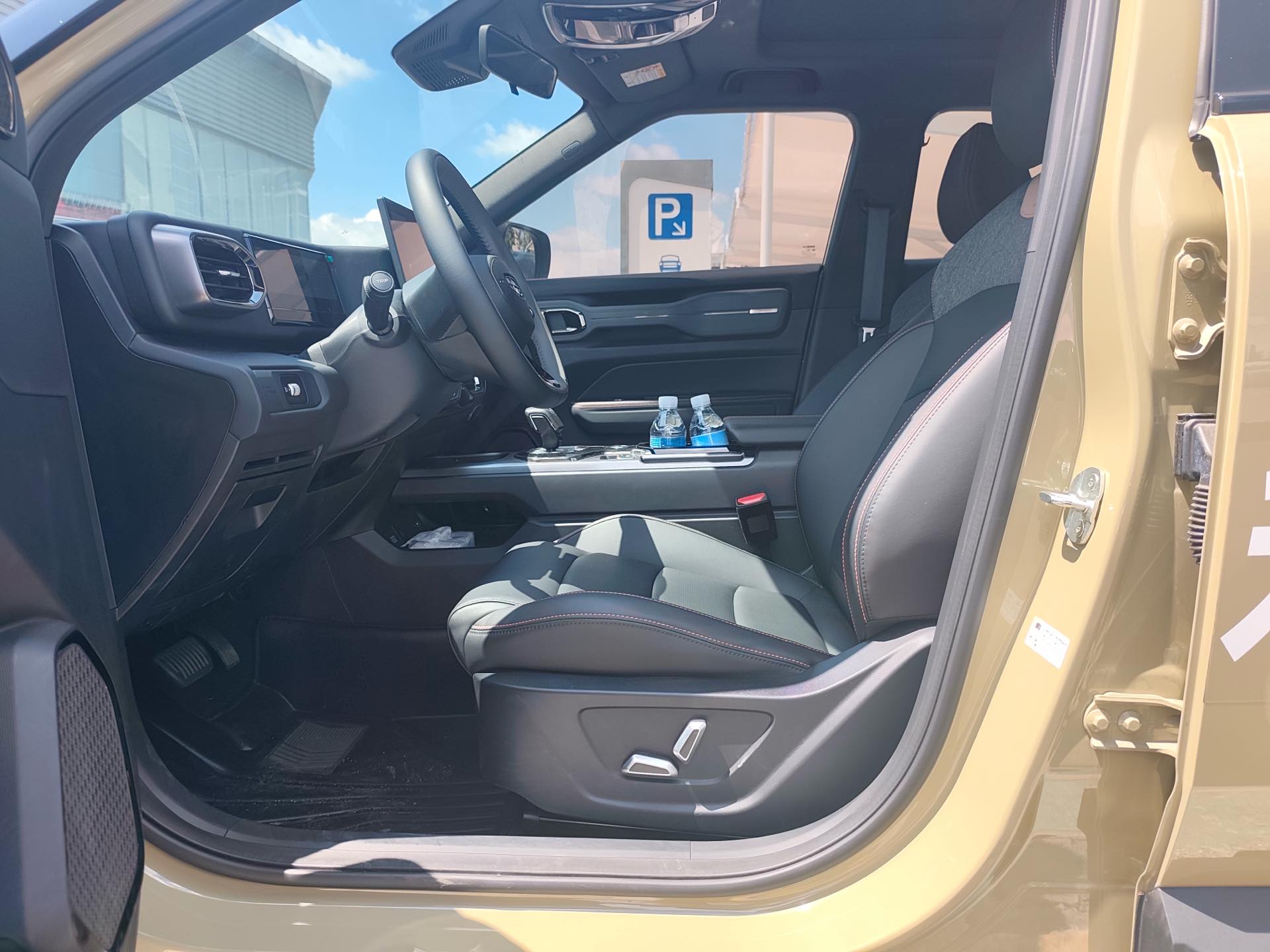 GEELY Cowboy 2024 #4 GEELY Cowboy 2024 car image #4