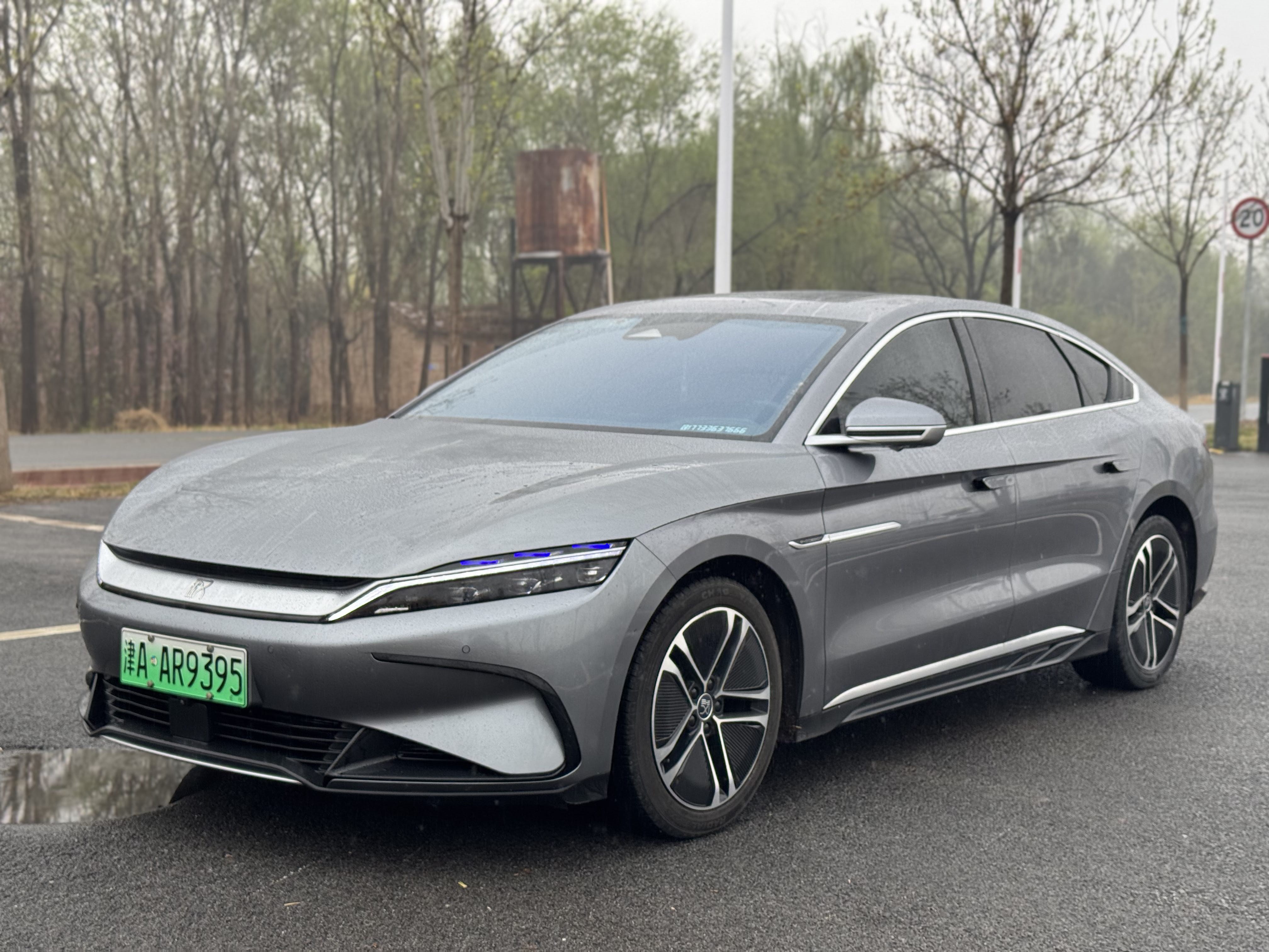 BYD Han 2023 car image 