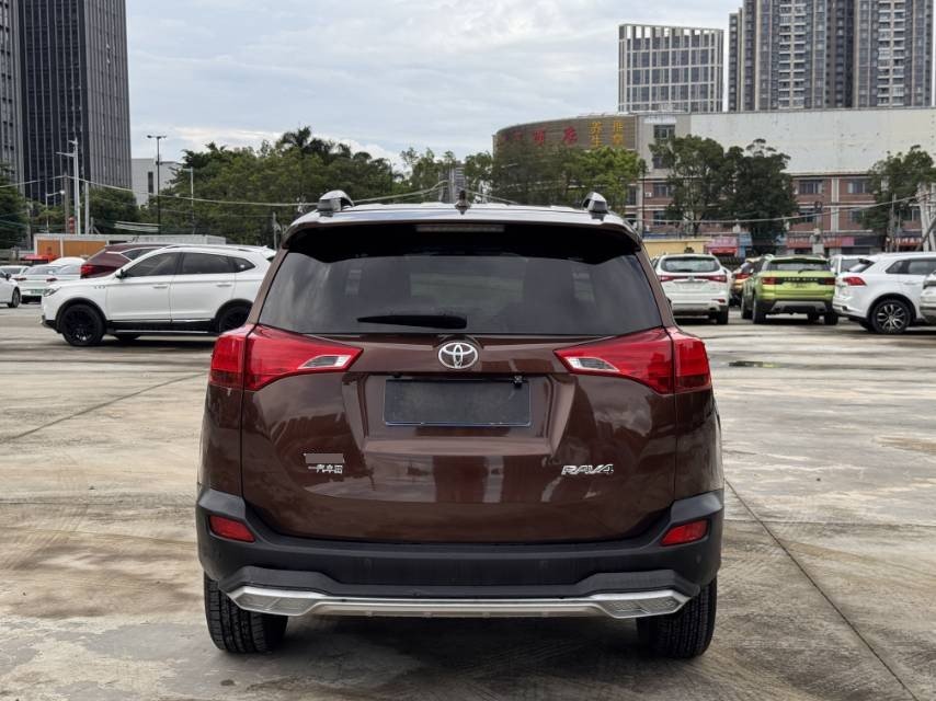 Toyota RAV4 2016 #8 Toyota RAV4 2016 صورة سيارة #8