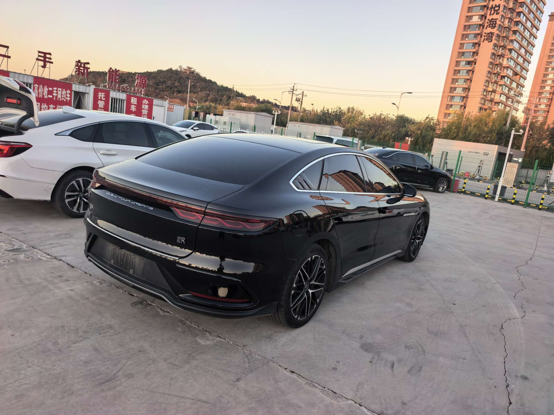 BYD Han 2025 #8 BYD Han 2025 изображение автомобиля #8