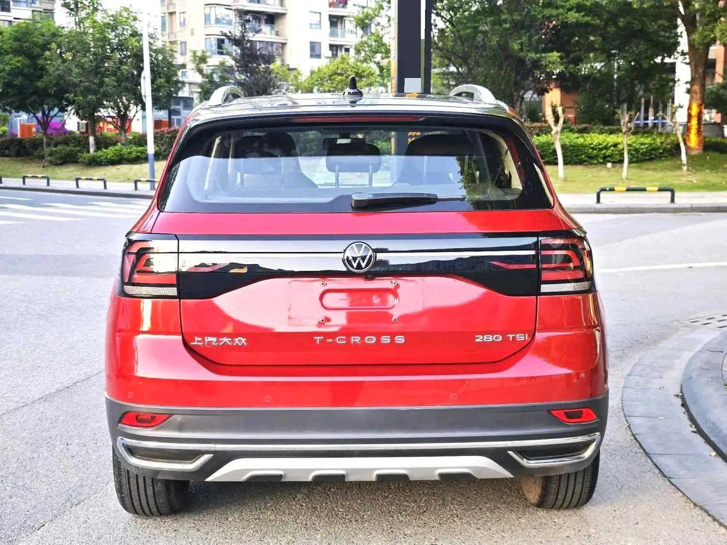 Volkswagen T-Cross 2021 #5 Volkswagen T-Cross 2021 car image #5