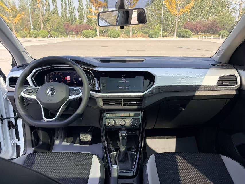 2025 imagem de carro #7