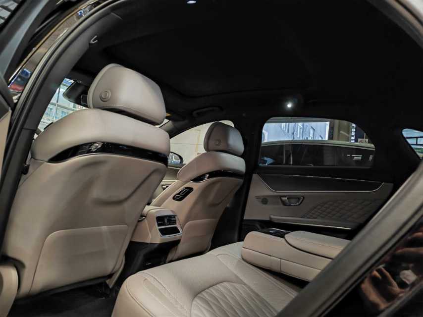 BYD Han 2024 car image #8