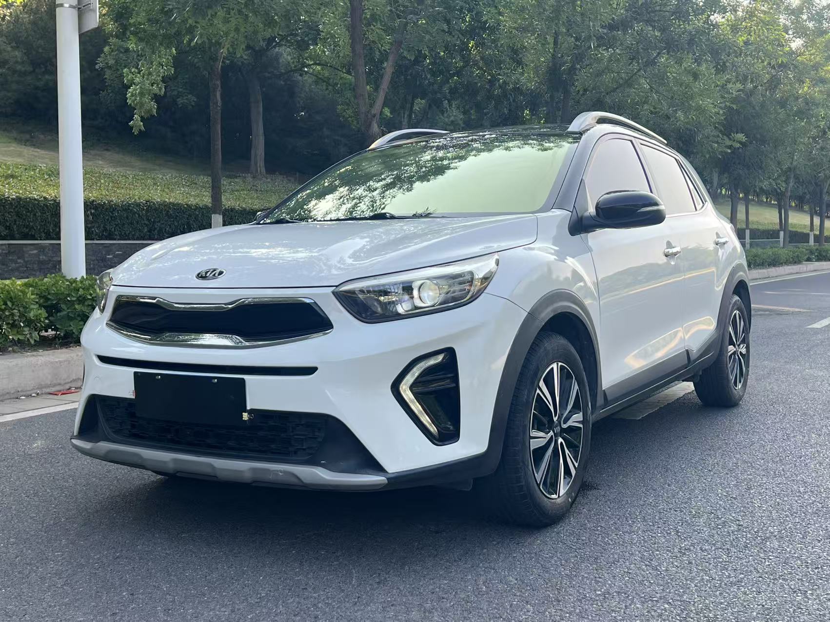 Kia KX1 2018 Kia KX1 2018 car image