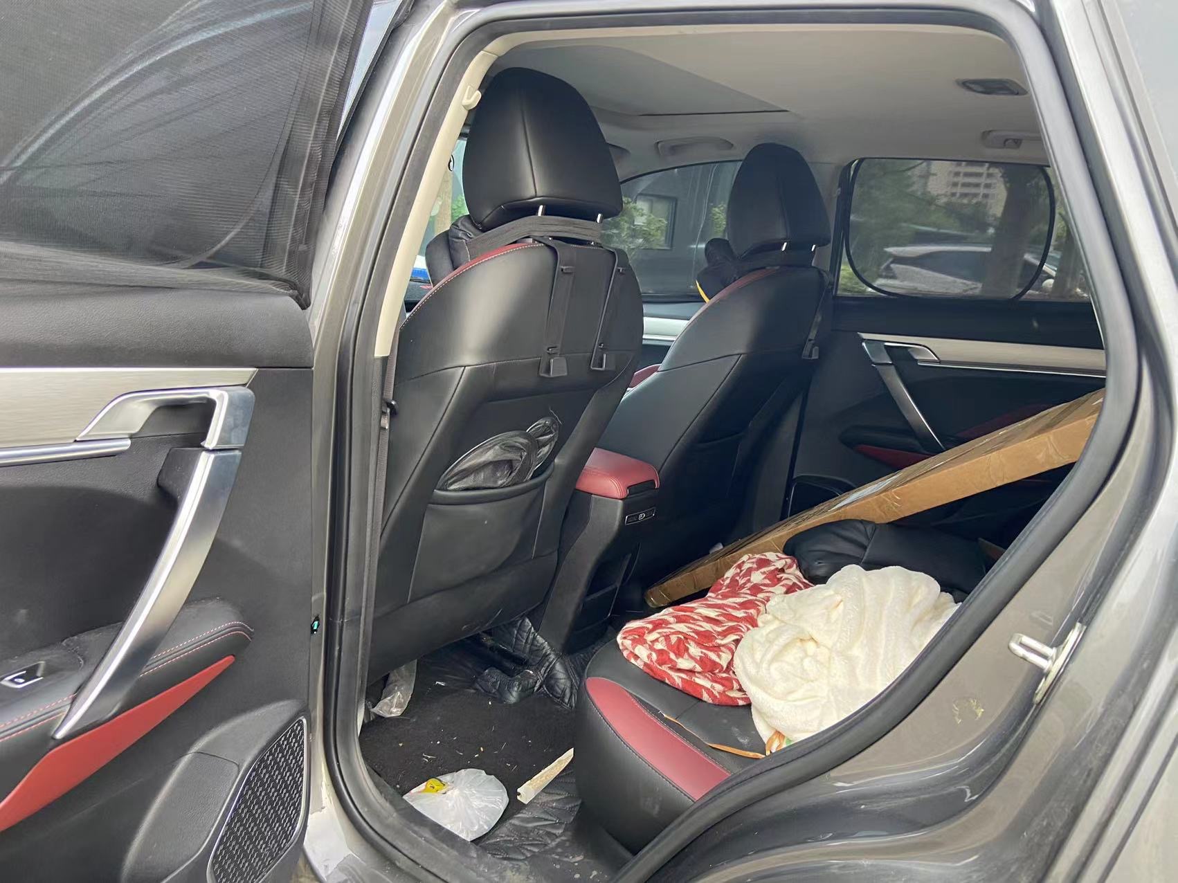 GEELY Coolray 2023 imagen de coche #3