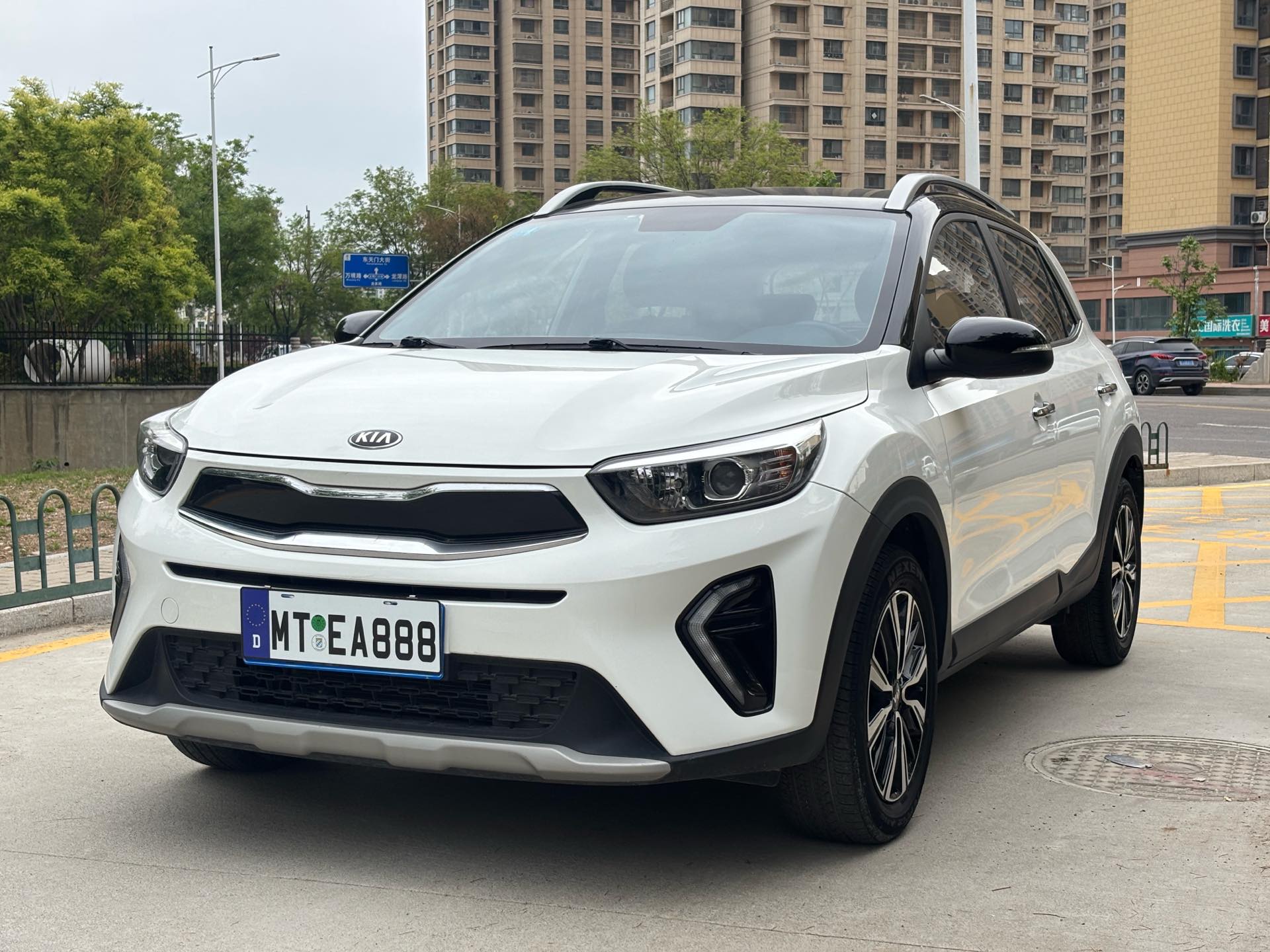 Kia KX1 2019 Kia KX1 2019 car image