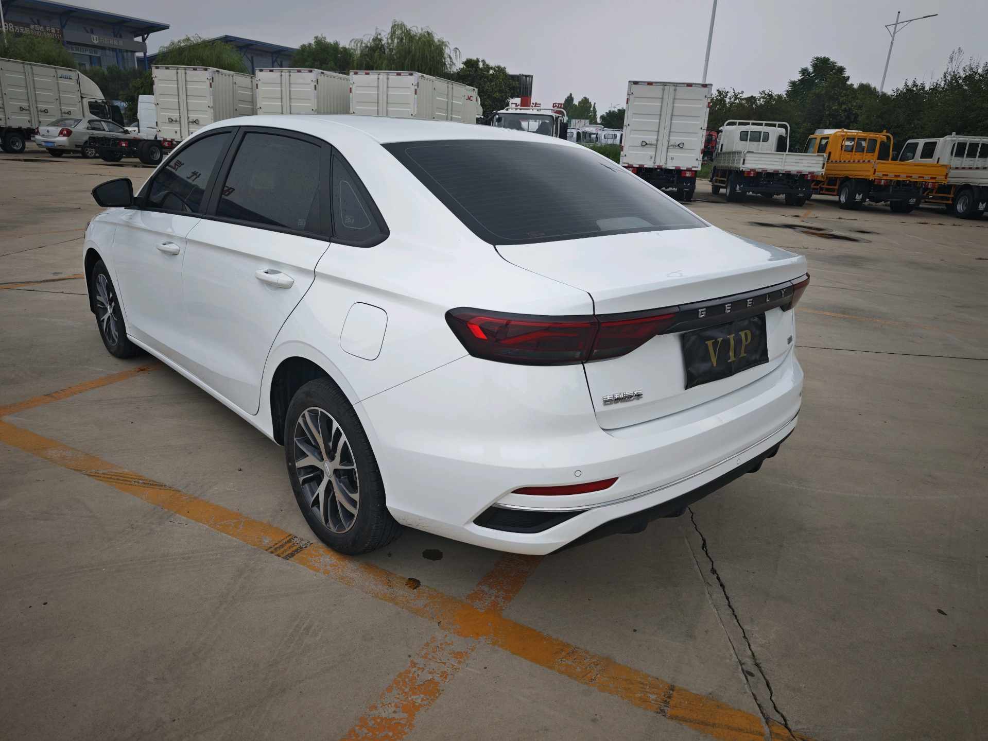 GEELY Emgrand 2025 #11 GEELY Emgrand 2025 car image #11
