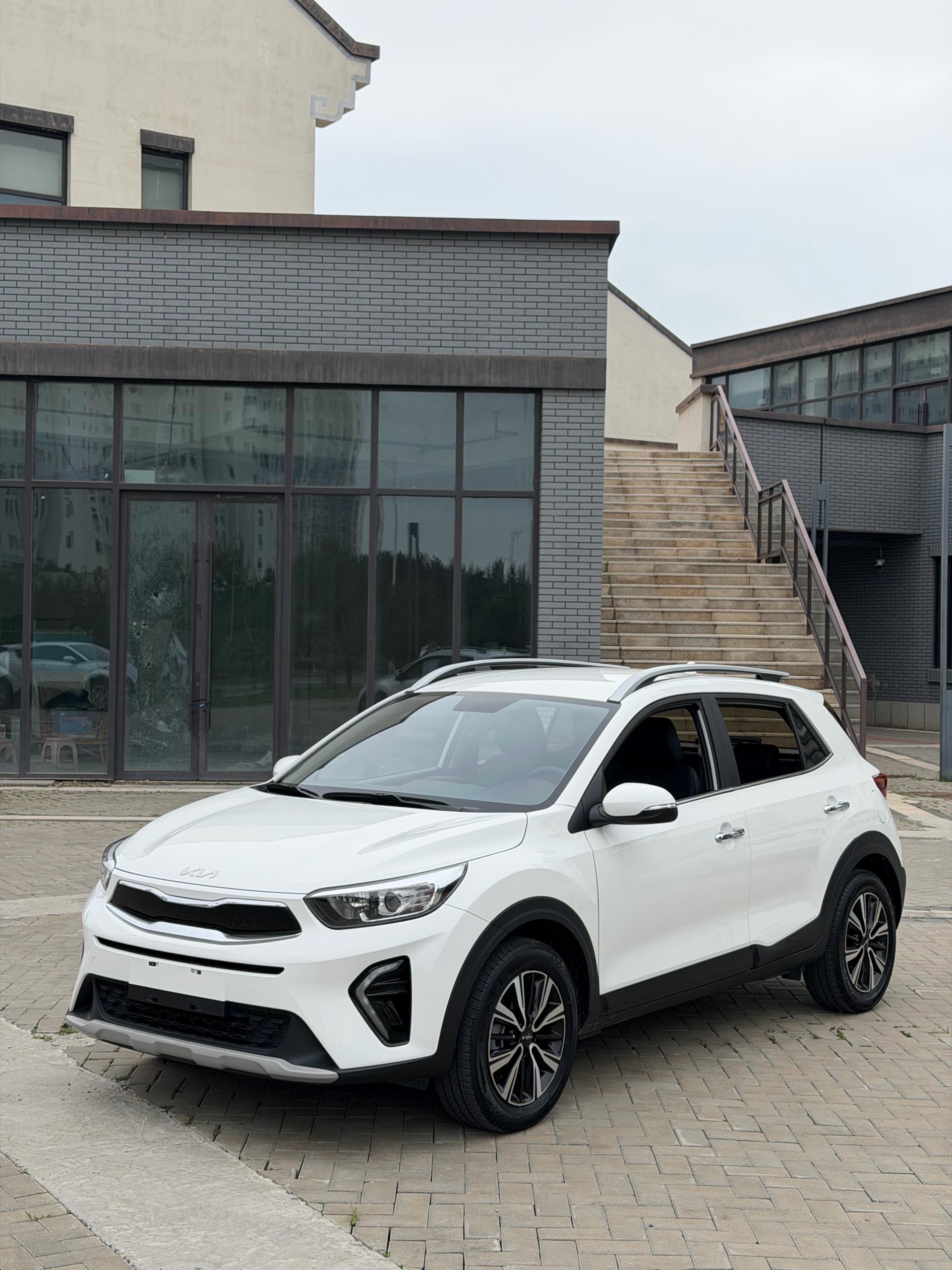 Kia KX1 2024 Kia KX1 2024 car image