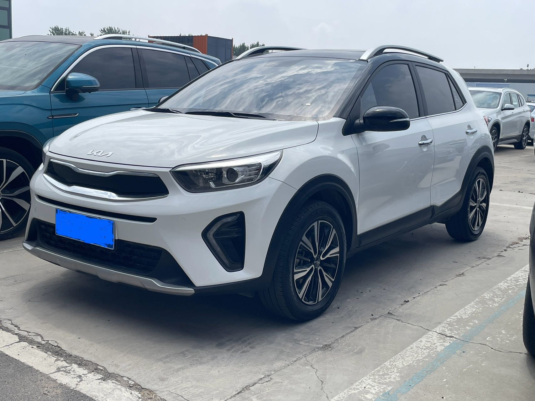 Kia KX1 2023 car image 